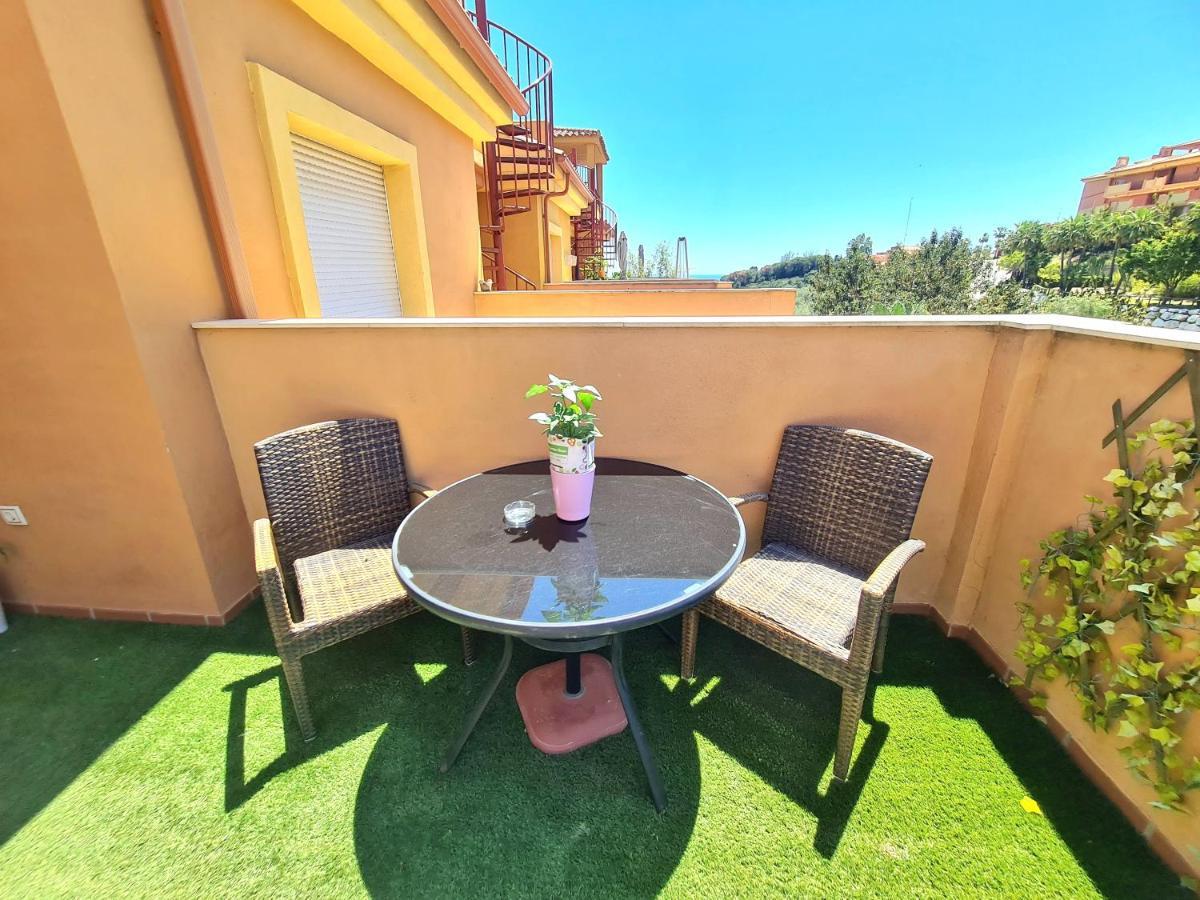 Aa Guest - Reserva De Marbella Golf Course Eco Exteriör bild