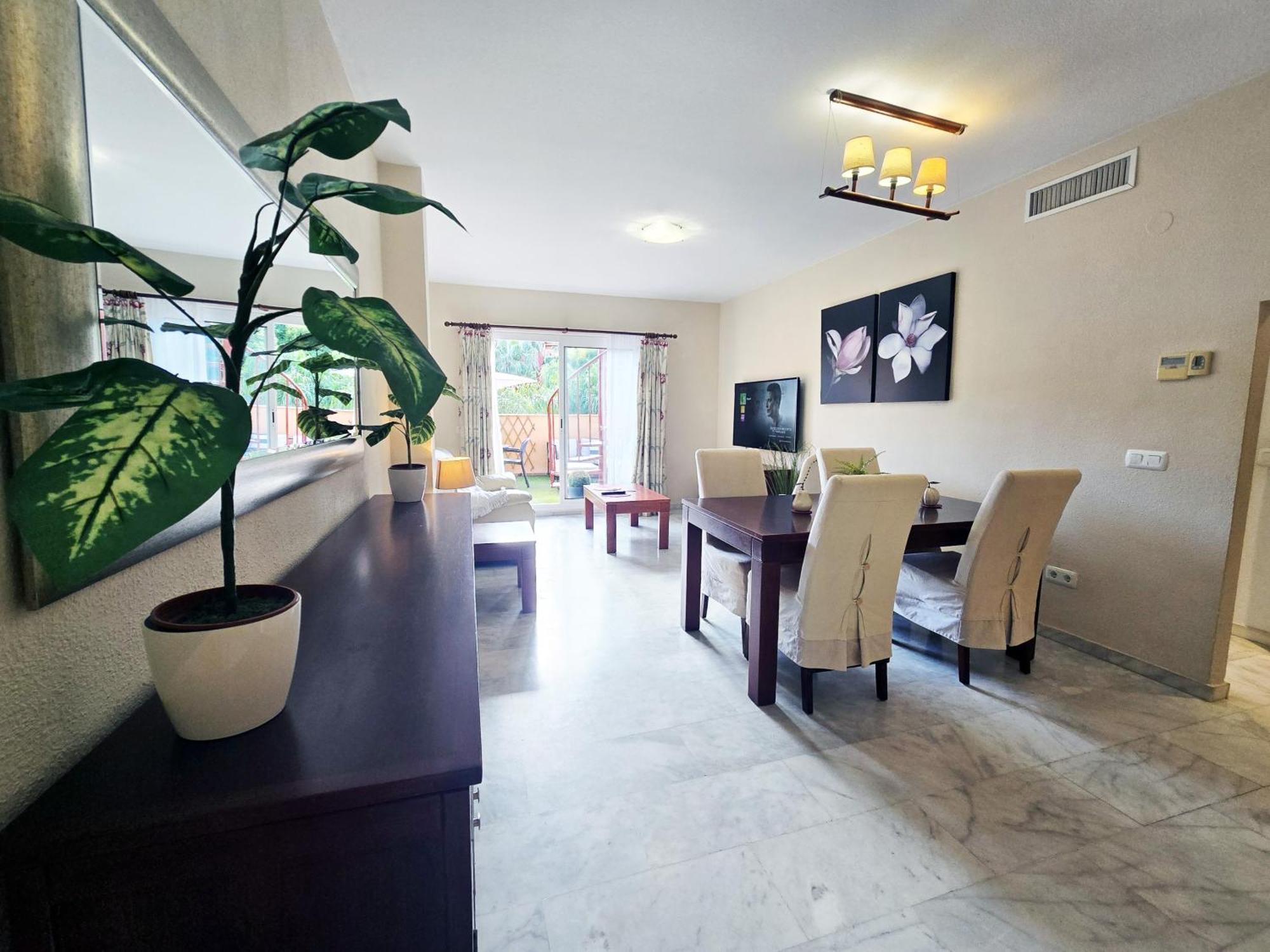 Aa Guest - Reserva De Marbella Golf Course Eco Exteriör bild